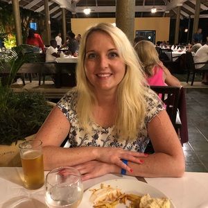 Meet your Posher, Michele